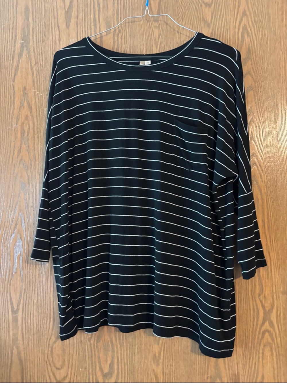 Comfy USA Black & White Striped Pocket Tunic Top Size M